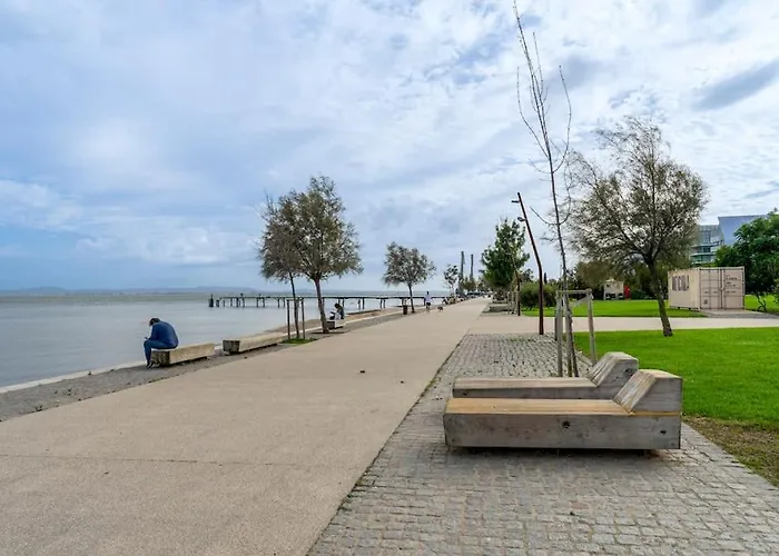 Loft Espacoso Com Vista Deslumbrante O Tejo