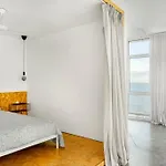 Loft Espacoso Com Vista Deslumbrante O Tejo דירה