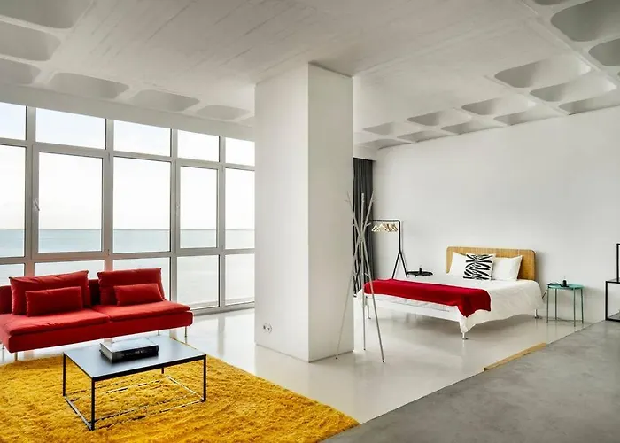 Loft Espacoso Com Vista Deslumbrante O Tejo * Lissabon